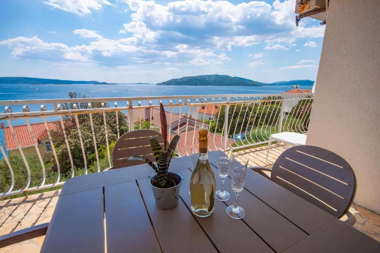 Apartment Marina Donji Okrug