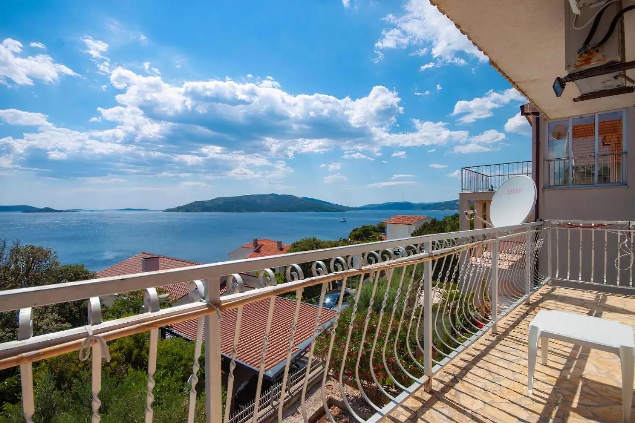 Apartment Marina Donji Okrug  Kroatien